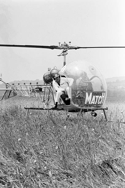 Bell 47 G2 F-BJDA au sol la 1ère Coupe de France Hélicoptère le 18 mai 1980 - Photo Getty images