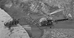 Alouette 2 F-BIFM (Dragon 1) et Bell 47 F-BHMG (Dragon 4 ou 5) Protection civile sur le Barrage Malpasset 1959 - Photo Philippe Le Tellier