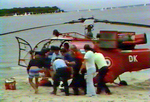 Évacuation avec l'Alouette III F-ZBDK Dragon 33 sur une plage lac du Moutchic à Lacanau - Photo DR