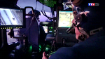 L'opérateur de bord manœuvre la camera à l'aide d'un joystick depuis l'arrière de l'hélicoptère EC 135 T2+ F-MJDB - Photo TF1