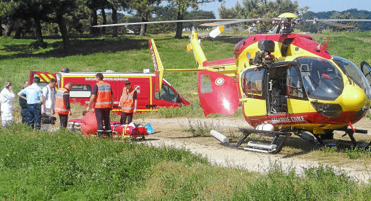 Chaque été, Dragon 56 dispose en permanence à bord de l'appareil d'une équipe médicalisée qui intervient ensuite sur mer ou sur terre.