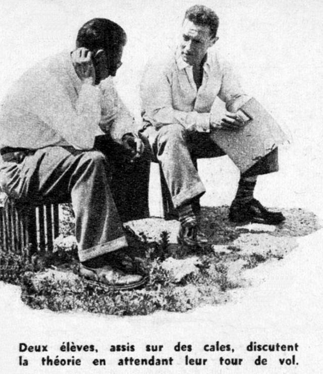 2 élèves ) l'école Helicop-Air, en 1950 - Photo DR