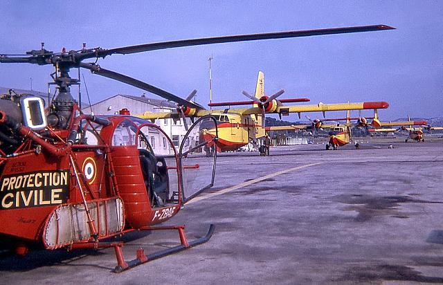 Alouette 2 F-ZBAE Protection civile avec les Canadair sur la Base de Marignane - Photo DR collection Francis Delafosse