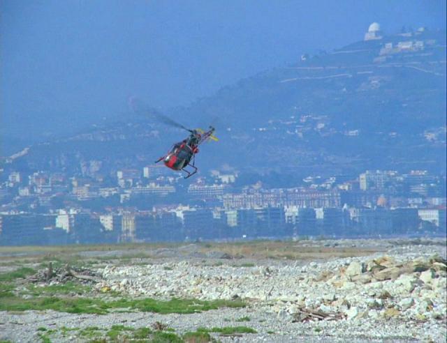 Evolutions de l'Alouette 2 F-ZBAK Protection civile non loin de l'Aéroport Nice-Côte d'Azur - Photo DR