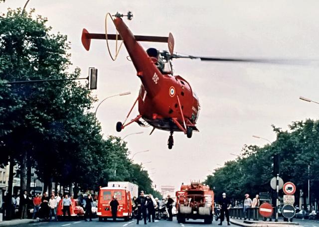 Alouette 3 F-ZBDC 3 lettres sur la poutre de queue Sécurité civile - Préfecture de Police, vers le début 1984 - Photo collection D. Roosens