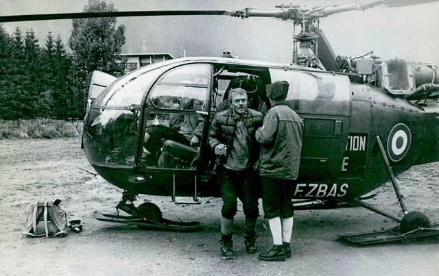 De retour d'une mission de secours, l'Alouette III F-ZBAS à Chamonix durant l'été 1965 - Photo collection Stipe ZIVALJIC