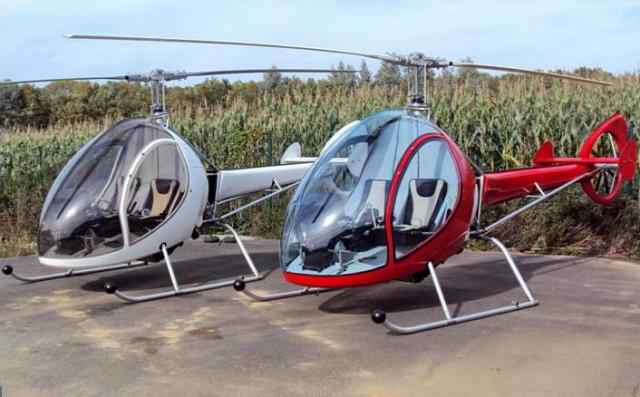 Les 2 hélicoptères Dynali prêts à l'embarquement pour la Corée - Photo Dynali Helicopter 