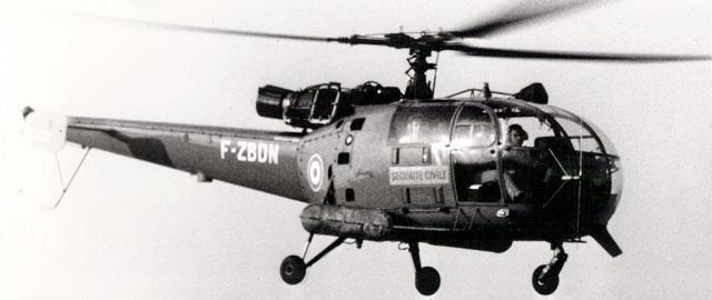 L'Alouette III F-ZBDN en mission de secours en mer, équipée de sa flottabilité de secours - Photo collection Francis Delafosse
