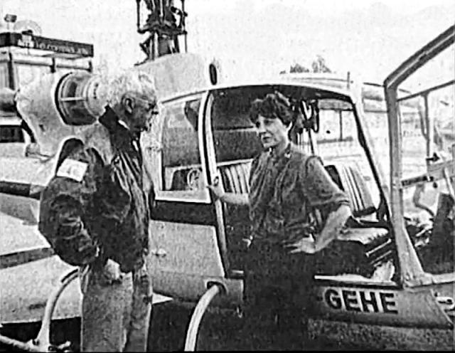 1990, retrouvailles René Romet - Nadine Vaujour devant SA 341G Gazelle F-GEHE - Photo Richard Réal