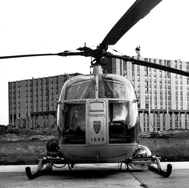 Alouette II F-ZBDB de la Préfecture de Police avec l'ATAL en 1984 - Photo DR collection D. Roosens