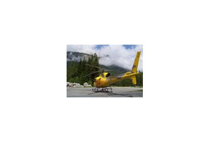 L'AS350 B3+ F-HFBI sur la DZ de CMBH à Argentière (74) - Photo © Franck (…)