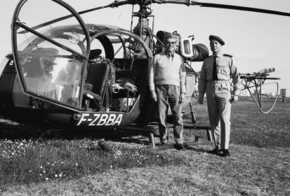 Alouette 2 F-ZBBA des Douanes françaises à Saint-Jean-de-Luz en 1967 - Photo (...)