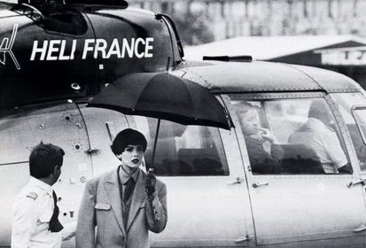 Dauphin SA-365 C1 Heli France pour une publicité Chantal Thomass en 1985 - (…)