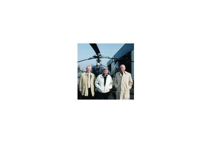 René Mouille, Jean-Marie Potelle et Jean Boulet devant l'Alouette 2 - (…)