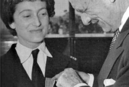 Valérie André remise de médaille US The Legion of merit - Octobre 1953 - (…)
