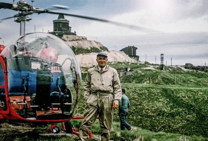 Bell 47 F-BHMG Protection civile avec lieutenant-colonel Frédéric Curie à (...)
