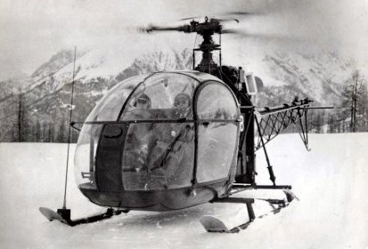 Alouette 2 F-MJBB équipée skis (adjudant Réthy en place gauche) lors d'un (...)