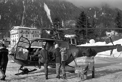 L'Alouette 3 F-MJBF de la gendarmerie posée sur la place du Mont-Blanc (...)