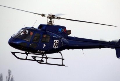 L'AS 350 B2 F-GXPE de HDF piloté par Jacques Ripert - Photo © Patrick (...)