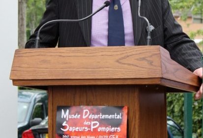 Paul Beauquis a été officier au centre d'essais d'In Ecker au Sahara. (...)