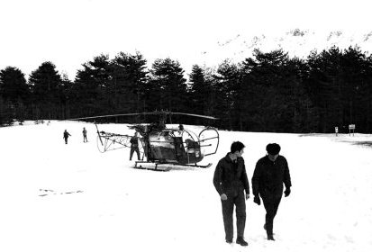 Alouette 2 Gendarmerie F-MJA_, avec LABY, mécanicien, au col de Vergio - (...)