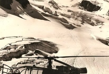 Alouette III F-MJ— posée sur une DZ près d'un refuge - Photo DR collection (...)