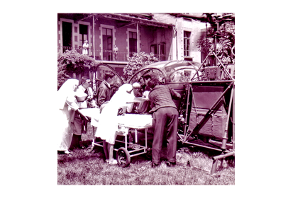 A l'hôpital d'Annecy, Francis RIERA (Pilote) et Paul ROUET (…)
