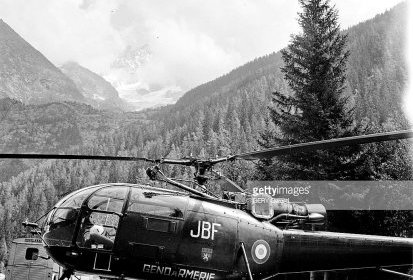 Alouette 3 F-MJBF équipée du treuil de 25 m sur la DZ des Bois en août 1966 - (...)