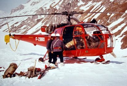 Alouette 3 F-ZBBO Protection civile équipée skis avec pilote et mécanicien (…)