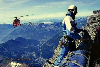 Civière Piguillem prète à être accrochée pour être hélitreuillée en 1998 - Photo (...)