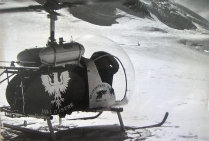 Bell 47 G2 F-BDVL d'Hélicoptère Service de M. BRIAND - Photo (...)