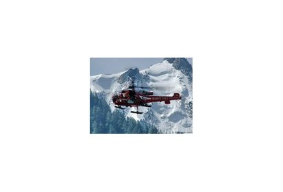 Alouette III de la Sécurité civile dans le Massif du Mont-Blanc - Photo © (…)
