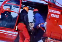 Michel Aubert et Marc Lafond en mission de sauvetage avec l'Alouette III - Photo DR