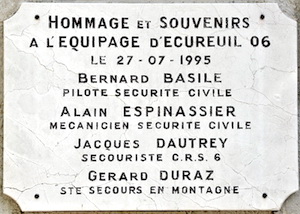 Aérostèle en Hommage et Souvenirs à l'équipage d'Ecureuil 06 - Photo DR Claude Dannau 