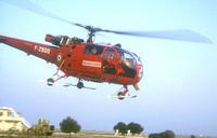 Décollage pour une nouvelle mission de l'Alouette 3 F-ZBDQ Dragon 06 de la Sécurité civile en février 1984 - Photo D. Saint-Sanvain