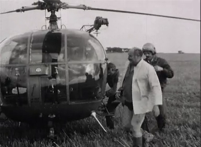 L'Alouette 3 F-ZBDC de la BSPP et son équipage : équipage : Guy GERMON, pilote & Patrick HEBERT, mécanicien en arrière-plan - Photo DR