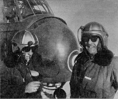 A droite le lieutenant Loncan ( instructeur moniteur) avec son élève - Photo DR