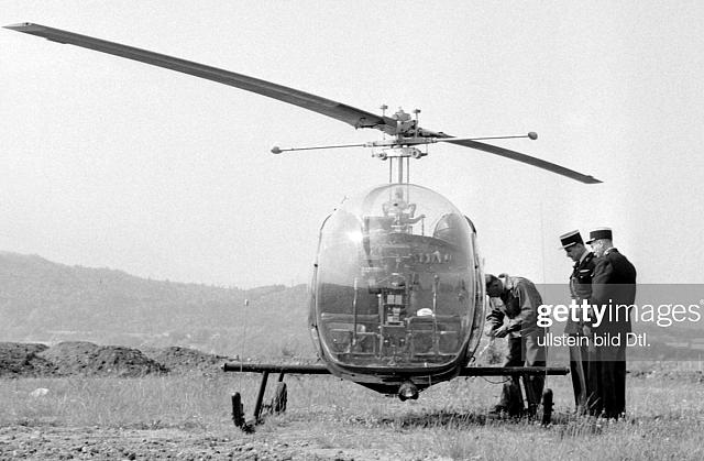 Bell 47 G2 à Evian, le 20 mai 1961 - Photo Ulstein bild Dtl. Getty Images