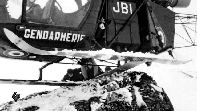 Dépose patin avec l'Alouette 2 F-MJBI de la Gendarmerie vers 1964 - Photo DR