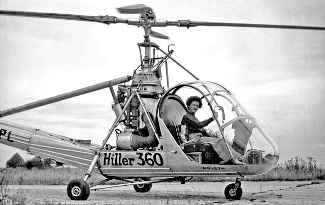 Valérie André aux commandes du Hiller 360 F-BFPL stage Hélicop-Air en Mai 1950 - Photo DR collection Valérie André