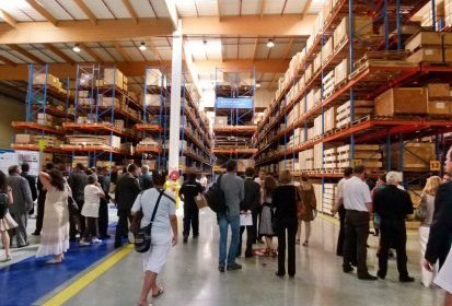 L'impressionnant centre de stockage de pièces détachées - Photo © Daniel (...)