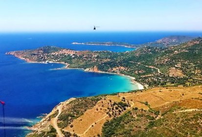 Plage de Ménasina , Cargèse et son cap - Photo © Nico Dotto