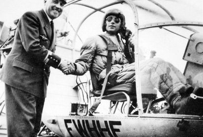 Le 6 juin 1955, Jean Boulet aux commandes de l'Alouette 2 F-WHHF (...)