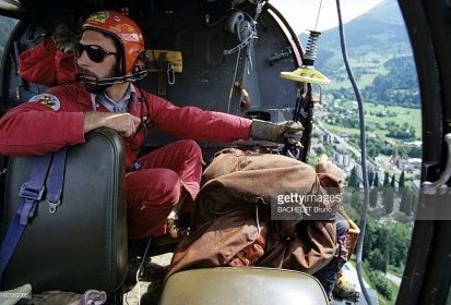 Noël à bord de l'Alouette III F-ZBDH après récupération d'une victime, (...)