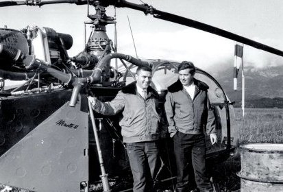 Jean-Louis LUMPERT, à gauche en compagnie de Paul ROUET, à droite posent (...)