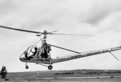 Valérie André lors de son 1er lâché hélicoptère sur Hiller 360 F-BFPL HELICOP-AIR (...)