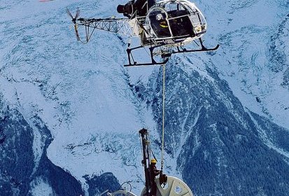 Travail sur pylône au Brévet pour Pascal avec son Lama F-GRRB (CMBH) - Photo (...)