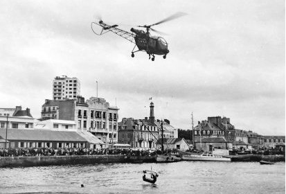 Alouette 2 F-BJHN Protection civile en exercice avec la civière - (...)