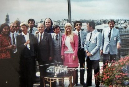 Championnats du monde 1981 retour des héros à la Terrasse Martini, on (...)