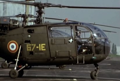 Le général Valérie André aux commandes de l'Alouette 3 67-IE de (...)